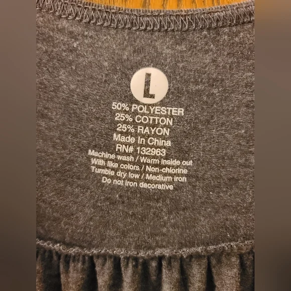 Epic MMA Gear Flowy Racerback Tank Top gray size Large - Picture 3 of 4